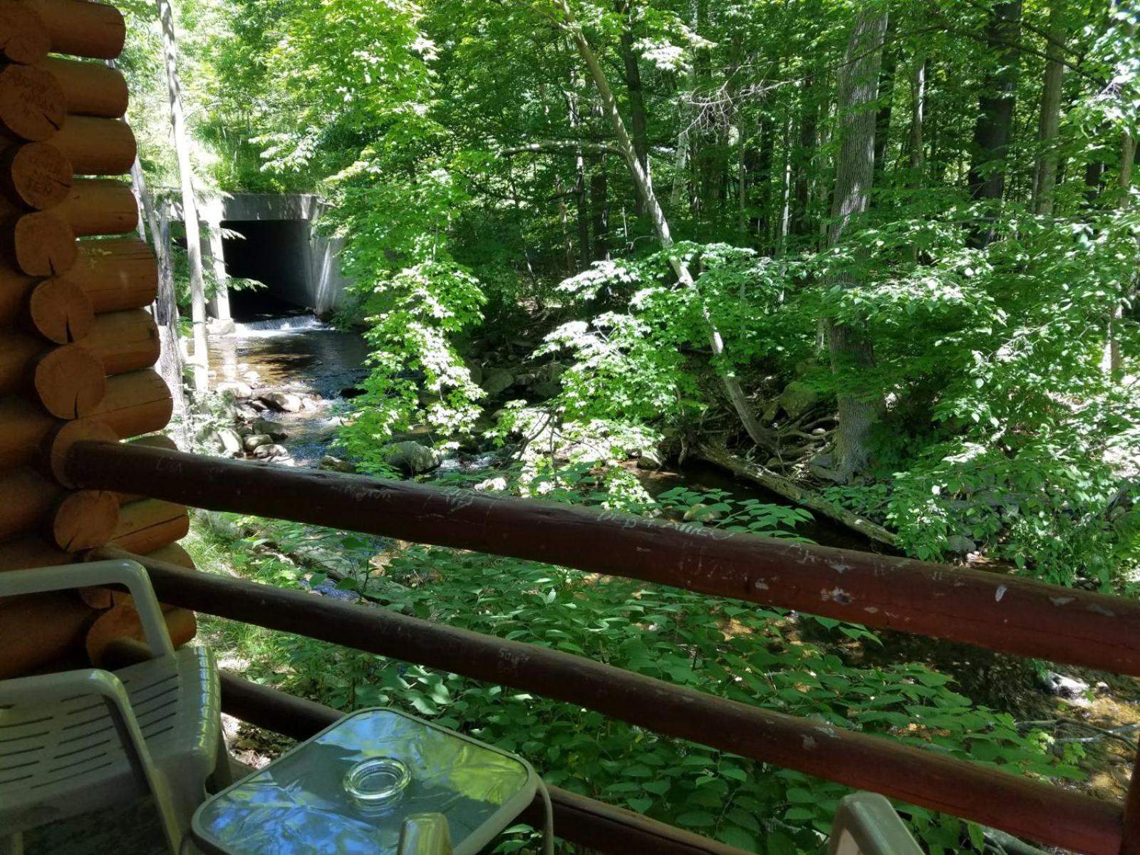 Seven Dwarfs Cabin - On The Brook Cabins Lac George Extérieur photo